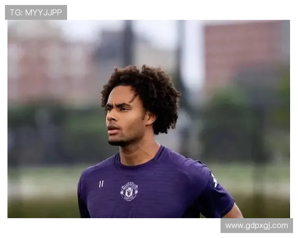 齐尔克泽表示前锋加入球队只会形成良性竞争自己毫不担心位置